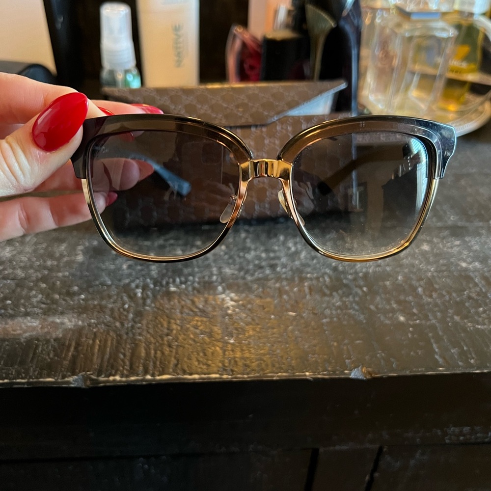 Gucci sunglasses